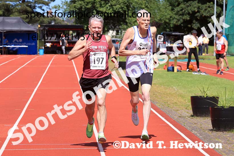 Mens 800 metres, 2024 NE Masters Track and Field Champs., Monkton Stadium, Jarrow.  Photo: David T. Hewitson/Sports for All Pics